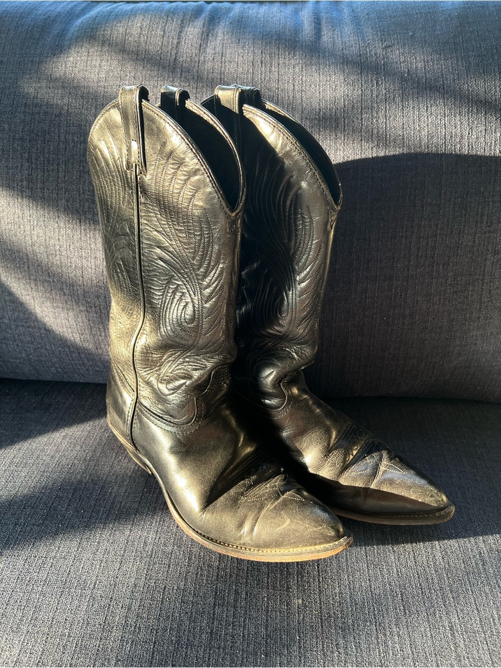 Women's Black Leather Western Cowboy Boots - Classic Embroidered Shaft